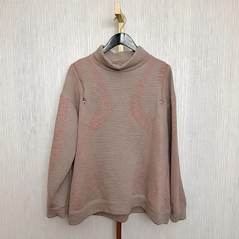Nike City Ready Tech Pack Oversized Training Sweatshirt | Taupe | Women’s Large